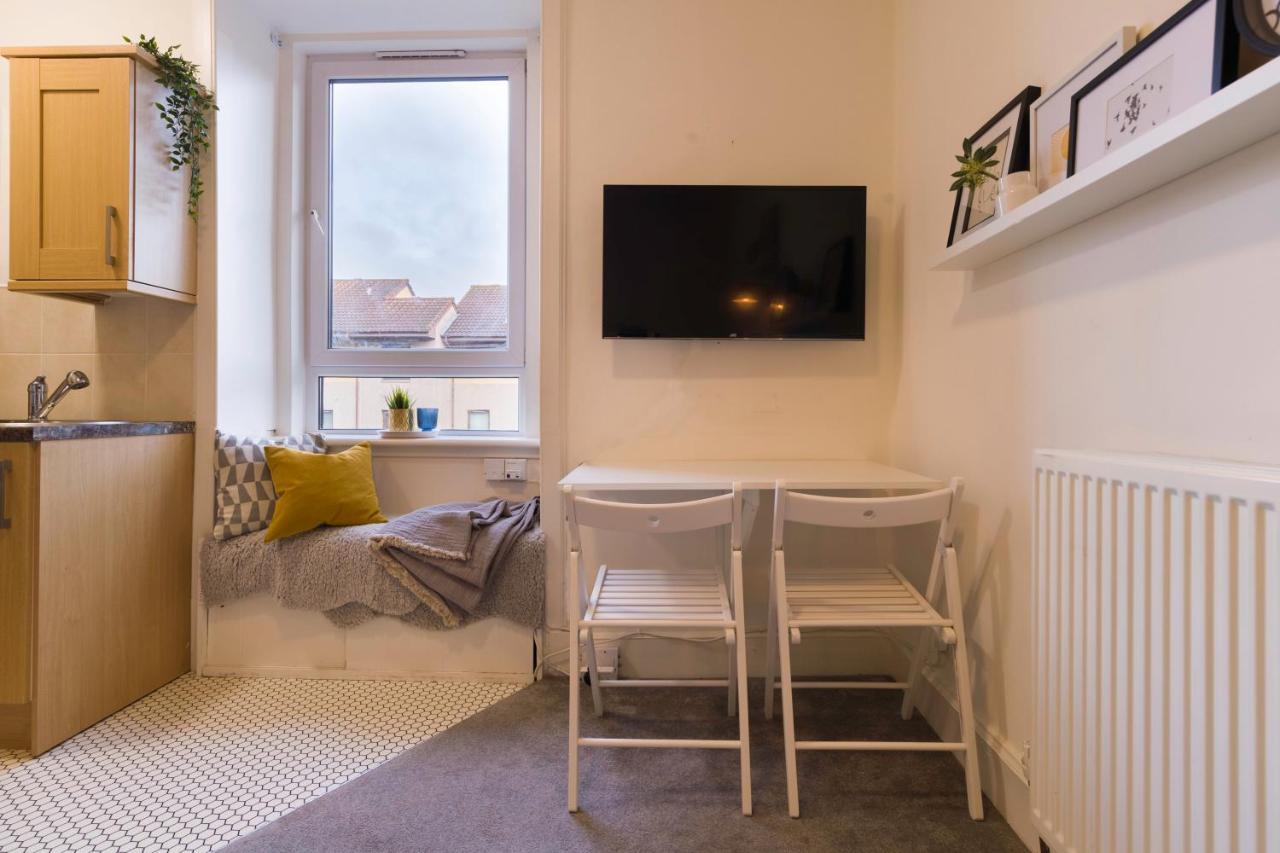 Stylish And Comfortable City Centre Apartment エディンバラ エクステリア 写真